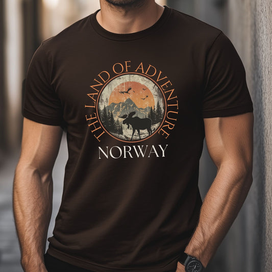 Into the Wild – Men’s Norway Moose T-Shirt